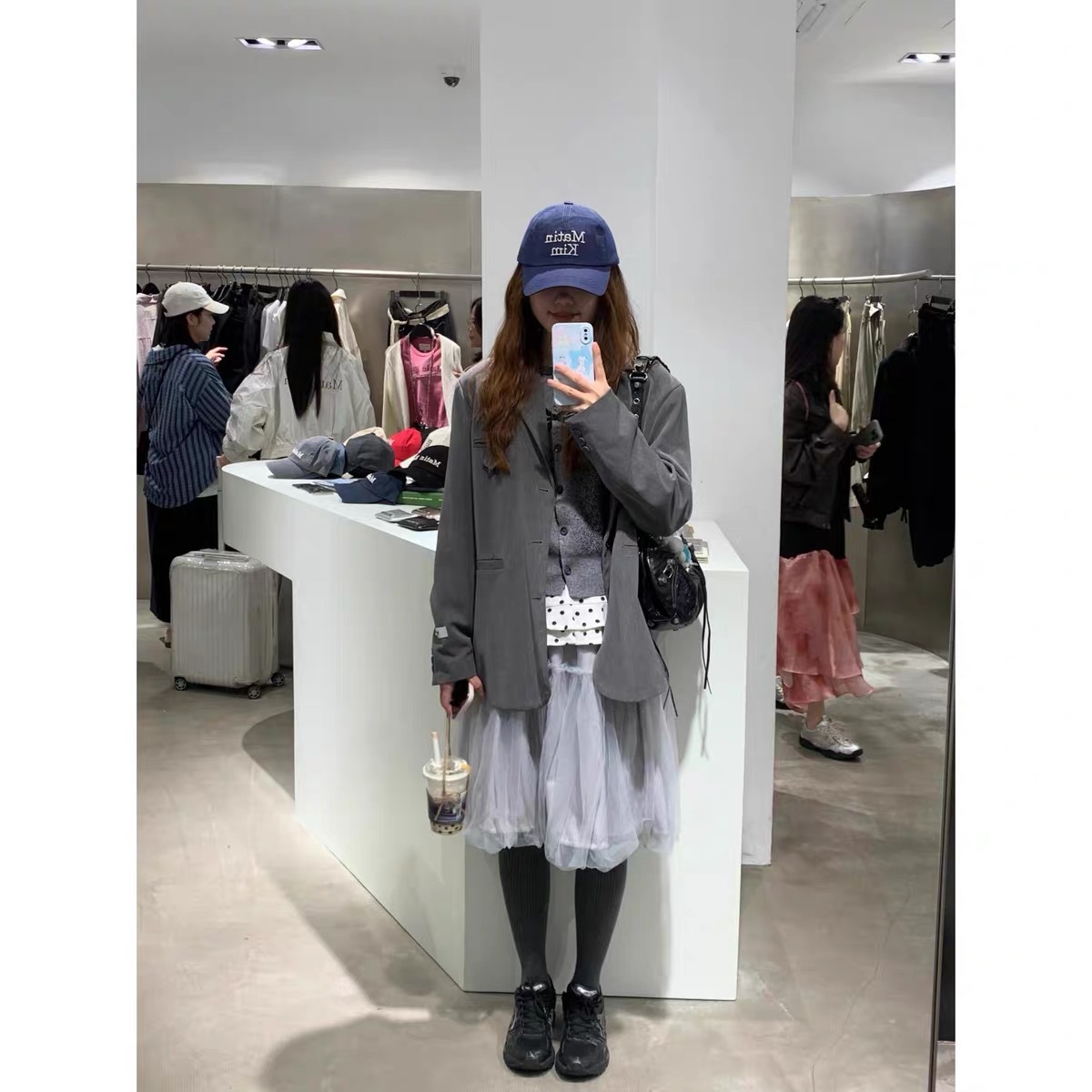 Korean niche Matin Kim25 new classic three-dimensional embroidery full standard duck tongue baseball cap versatile couple style Korean niche Matin Kim25 new classic three-dimensional embroidery full standard duck tongue baseball cap versatile couple style