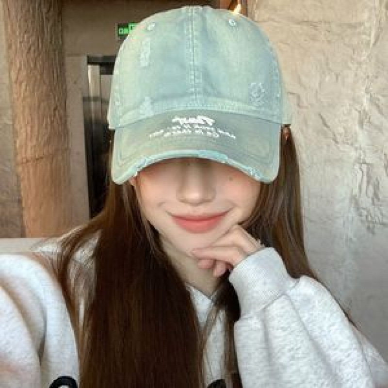 Retro washed letter baseball cap for women, trendy hip-hop, versatile, soft top curved brim baseball cap, spring/summer new style hat Retro washed letter baseball cap for women, trendy hip-hop, versatile, soft top curved brim baseball cap, spring/summer new style hat