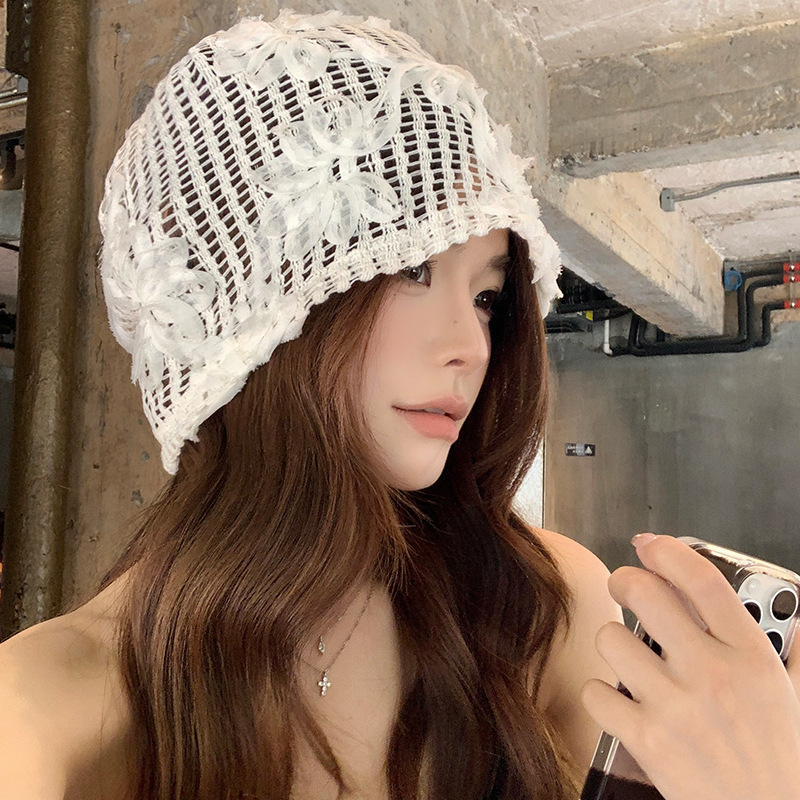Spring and summer new Korean version three-dimensional flower head cap for women, fashionable hollow out breathable thin design, big head circumference, cold hat pile cap