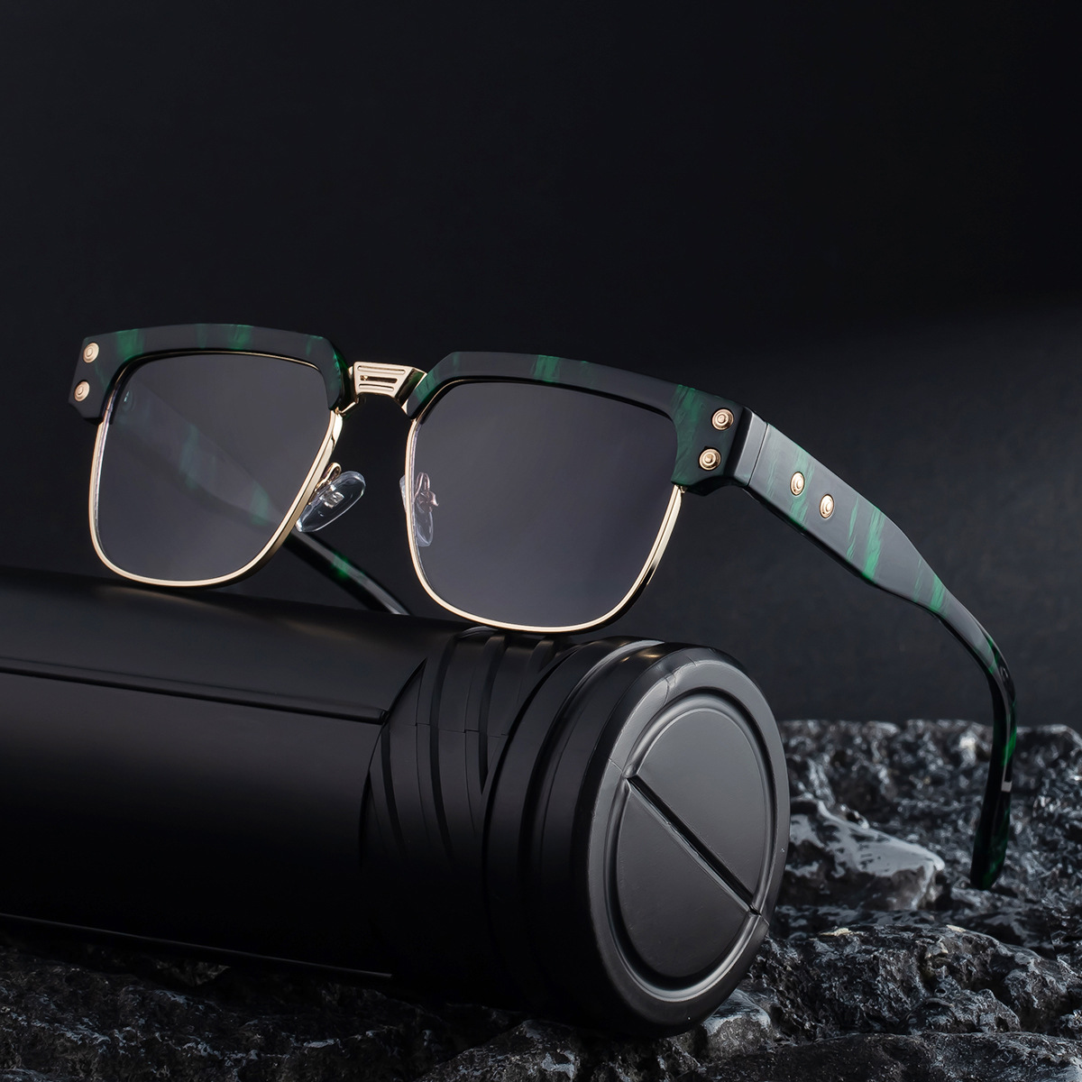 Half frame sunglasses 2025 new European and American square frame men retro personality high-end feeling driving sun protection sunglasses men cross-border Half frame sunglasses 2025 new European and American square frame men retro personality high-end feeling driving sun protection sunglasses men cross-border