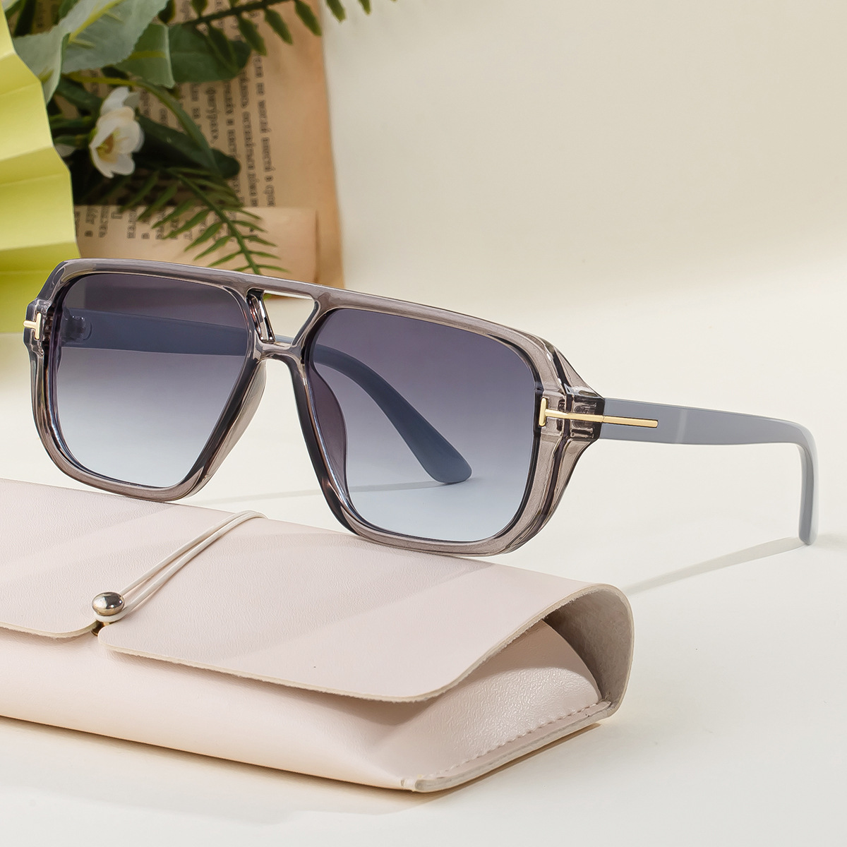 Box shaped double beam sunglasses, big brand 2025 unisex high-end sunglasses, driving specific sunscreen glasses, cross-border Box shaped double beam sunglasses, big brand 2025 unisex high-end sunglasses, driving specific sunscreen glasses, cross-border