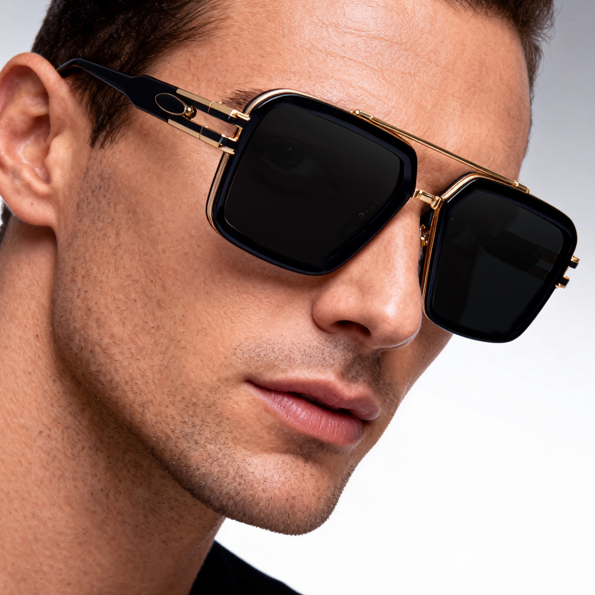2025 New European and American Fashion Box Sunglasses for Men, Retro Double Beam Luxury Outdoor Sunscreen Sunglasses for Men, Cross border