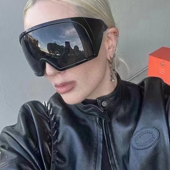 Punk style outdoor cycling large frame sunglasses, men's trendy sports windproof sunglasses, women's cross-border sunglasses, sunglasses