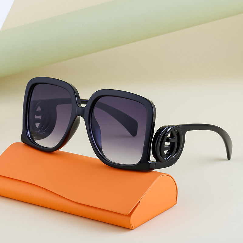 European and American fashion large frame sunglasses for women with a sense of luxury, INS style sunglasses, sunscreen, sunglasses, square sunglasses European and American fashion large frame sunglasses for women with a sense of luxury, INS style sunglasses, sunscreen, sunglasses, square sunglasses