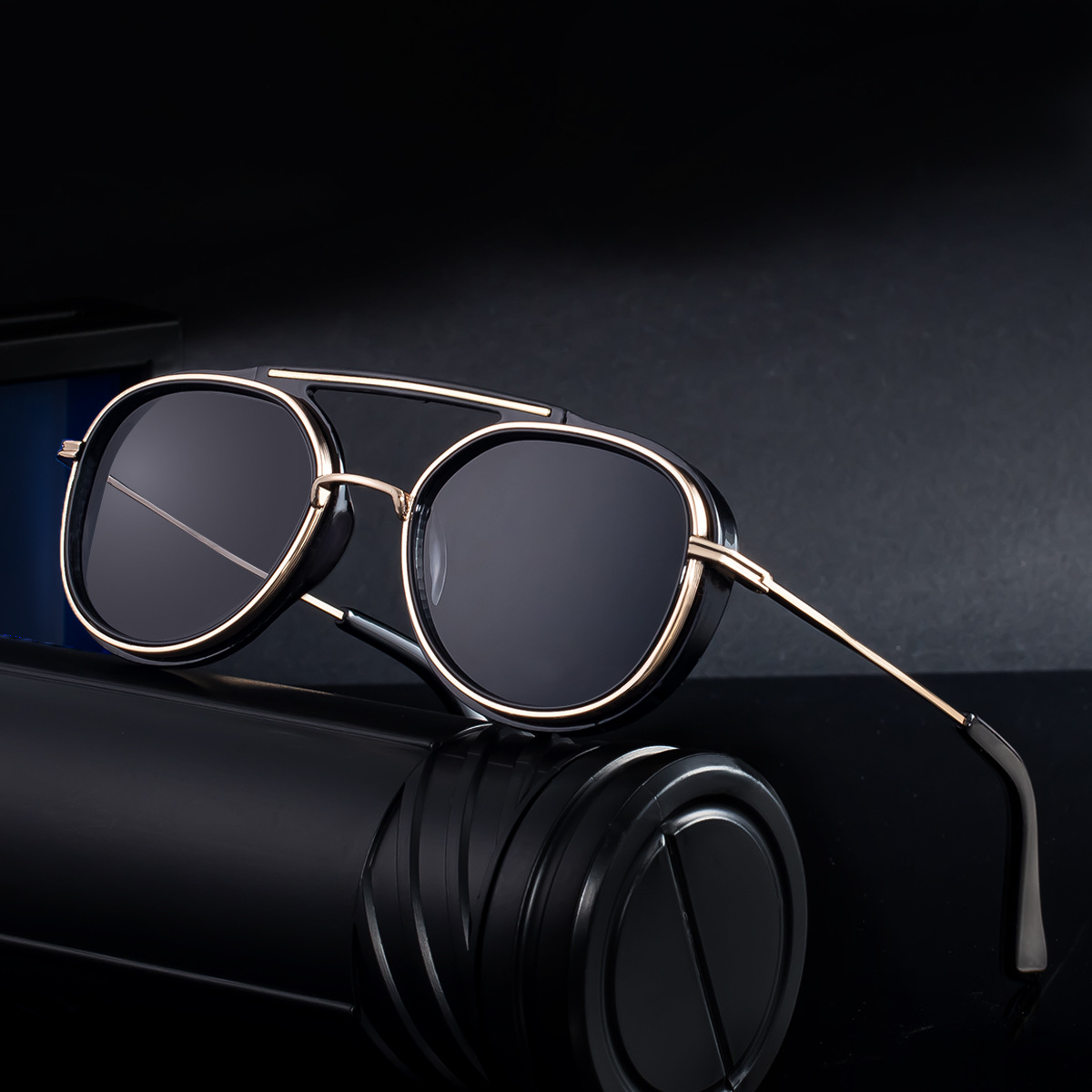 Retro Punk Style Sunglasses for Men 2025 New Fashionable Toad Round Frame Sunglasses for Men Sunscreen Cross border Glasses