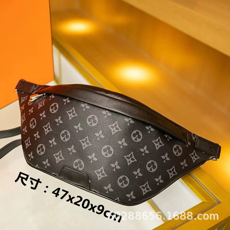 Direct cross-border M LV men's bag, women's bag, genuine leather mailman bag, chain bag, box bag, 3-in-1 black warrior pillow bag Direct cross-border M LV men's bag, women's bag, genuine leather mailman bag, chain bag, box bag, 3-in-1 black warrior pillow bag