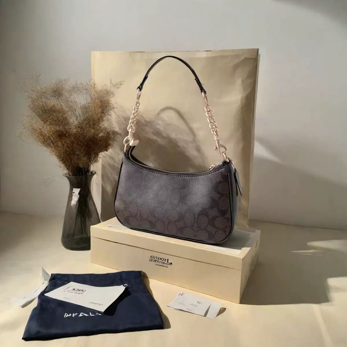 Koujia's new bag Teri24 small bag, vintage flower single shoulder armpit bag, chain bar mahjong bag, crossbody commuting women's bag Koujia's new bag Teri24 small bag, vintage flower single shoulder armpit bag, chain bar mahjong bag, crossbody commuting women's bag