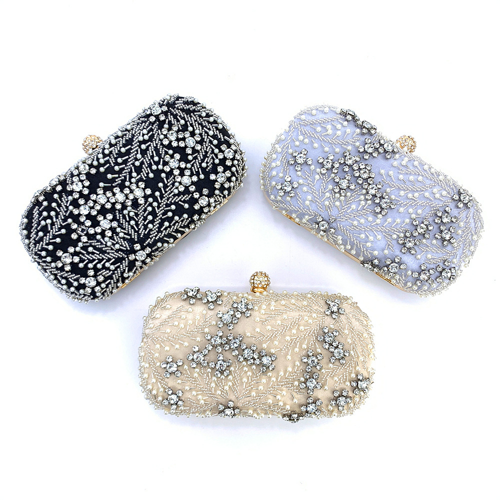 2023 Chaozhou Hengmei Handheld Banquet Bag Handmade Pearl Embroidery Bag Women's Cross border Evening Dress Bag Club Bag