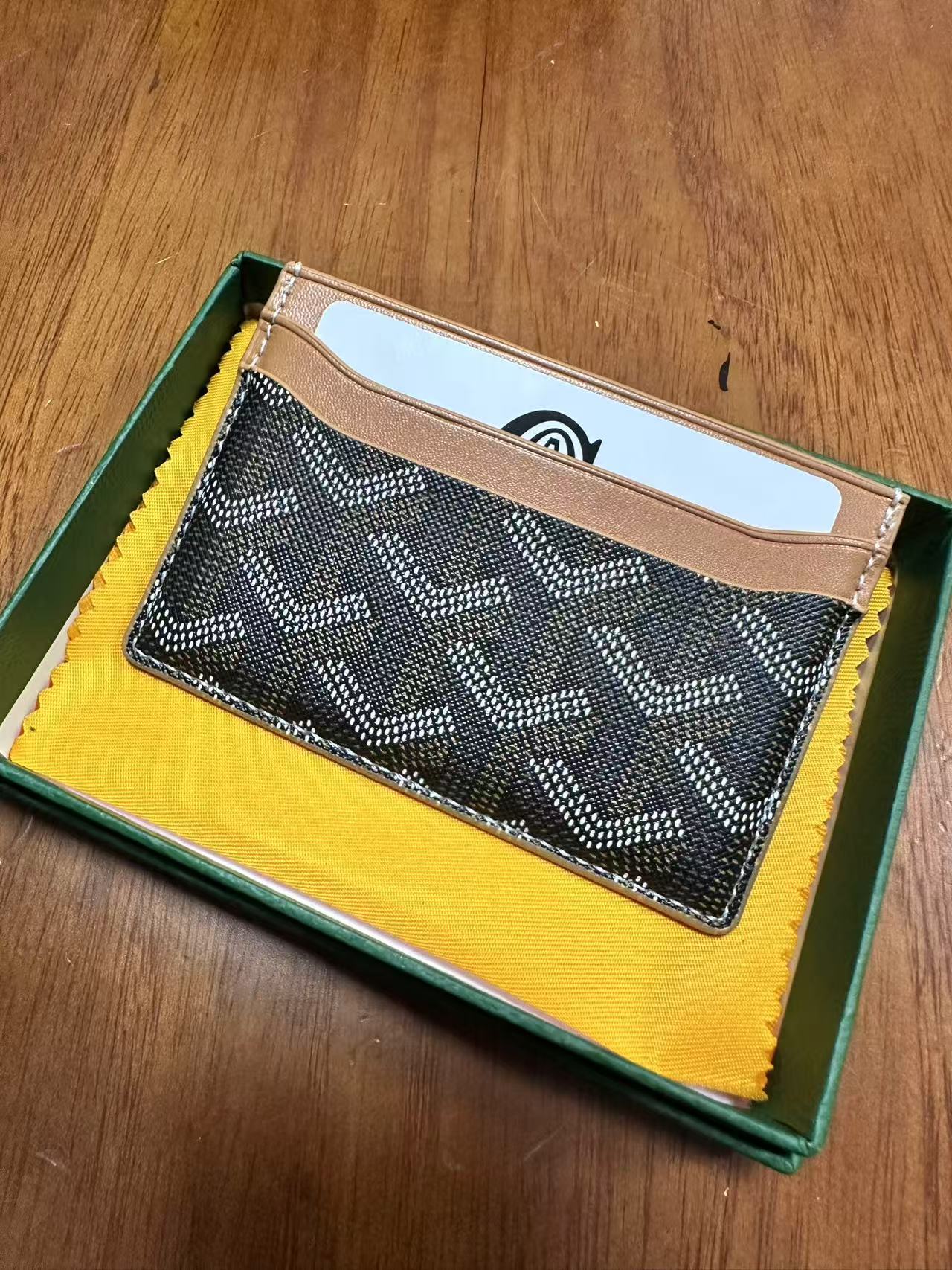 Goyard card bag, ultra-thin men's classic real pickup cover, women's storage card clip, universal card bag Goyard card bag, ultra-thin men's classic real pickup cover, women's storage card clip, universal card bag
