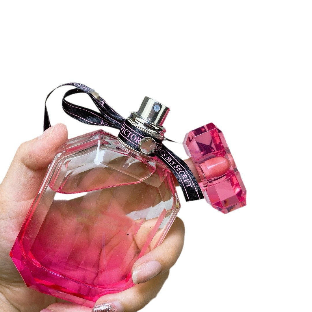 Vietnam Vidoliya Secret perfume Vidoliya Dress Sexy Girl Sexy Bomb perfume 100ml