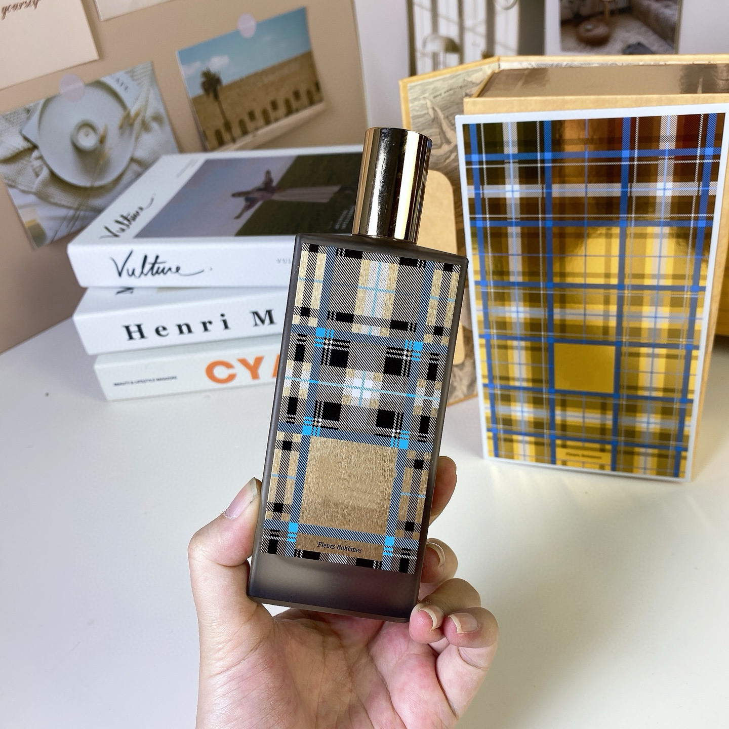 Perfume wholesale and distribution of 75 ml Meimeiyin Furness to undertake direct wholesale of foreign trade orders Perfume wholesale and distribution of 75 ml Meimeiyin Furness to undertake direct wholesale of foreign trade orders