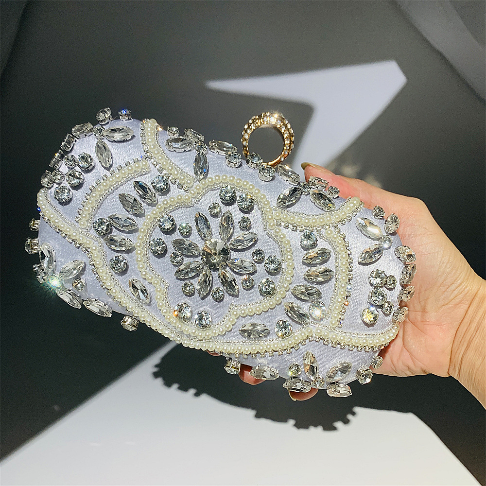 Chaozhou Hengmei Handbag Factory Direct Sales Handheld Banquet Bag Handmade Pearl Embroidery Bag Bright Film Bag Women's Handheld Evening Dress Bag Chaozhou Hengmei Handbag Factory Direct Sales Handheld Banquet Bag Handmade Pearl Embroidery Bag Bright Film Bag Women's Handheld Evening Dress Bag