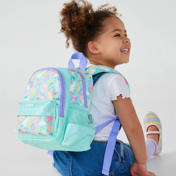 Australian Smiggle backpack for elementary school students, medium size backpack, lightweight backpack, kindergarten baby backpack Australian Smiggle backpack for elementary school students, medium size backpack, lightweight backpack, kindergarten baby backpack