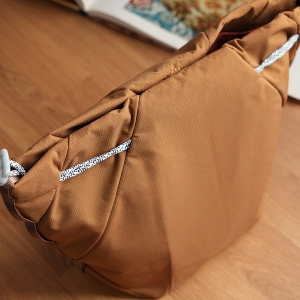 Micro single camera backpack with drawstring storage bag, foldable strap inner bag, Sony Fujifilm Leica universal camera bag Micro single camera backpack with drawstring storage bag, foldable strap inner bag, Sony Fujifilm Leica universal camera bag