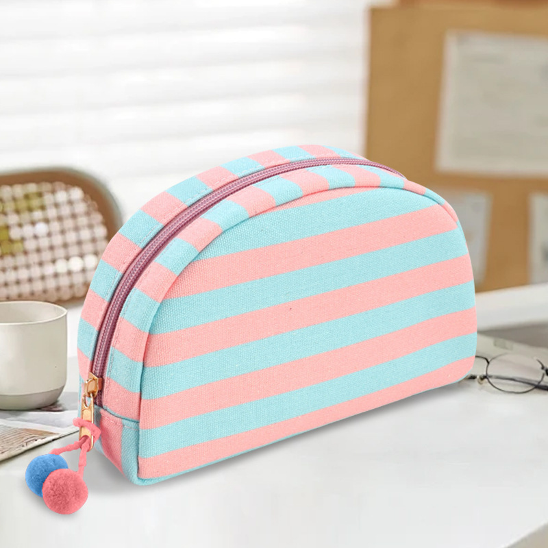 New striped shell makeup bag, portable toiletry storage bag, small toiletry bag, travel large capacity bag for going out New striped shell makeup bag, portable toiletry storage bag, small toiletry bag, travel large capacity bag for going out