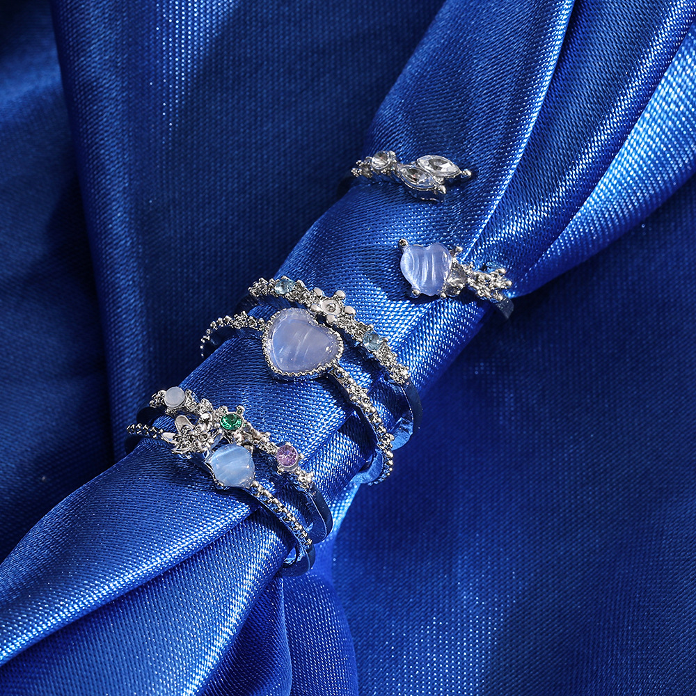 Cross border popular product from Europe, America, and South Korea - heart-shaped circular zircon ring for women - light luxury, niche design, adjustable factory Cross border popular product from Europe, America, and South Korea - heart-shaped circular zircon ring for women - light luxury, niche design, adjustable factory