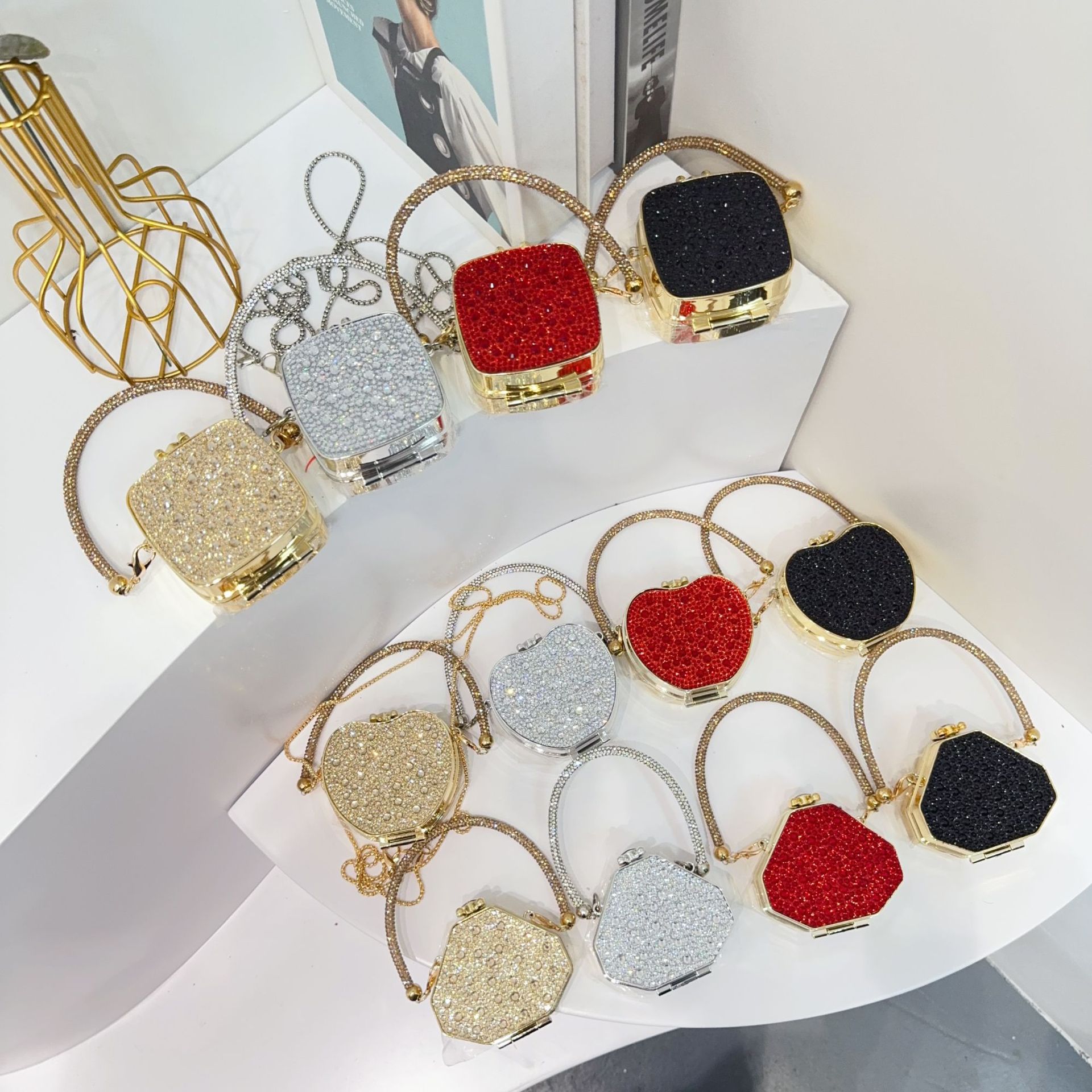 Cross border banquet bag, women's acrylic bag, diamond inlaid box bag, fashionable and personalized mini bag, children's bag, loose change evening bag