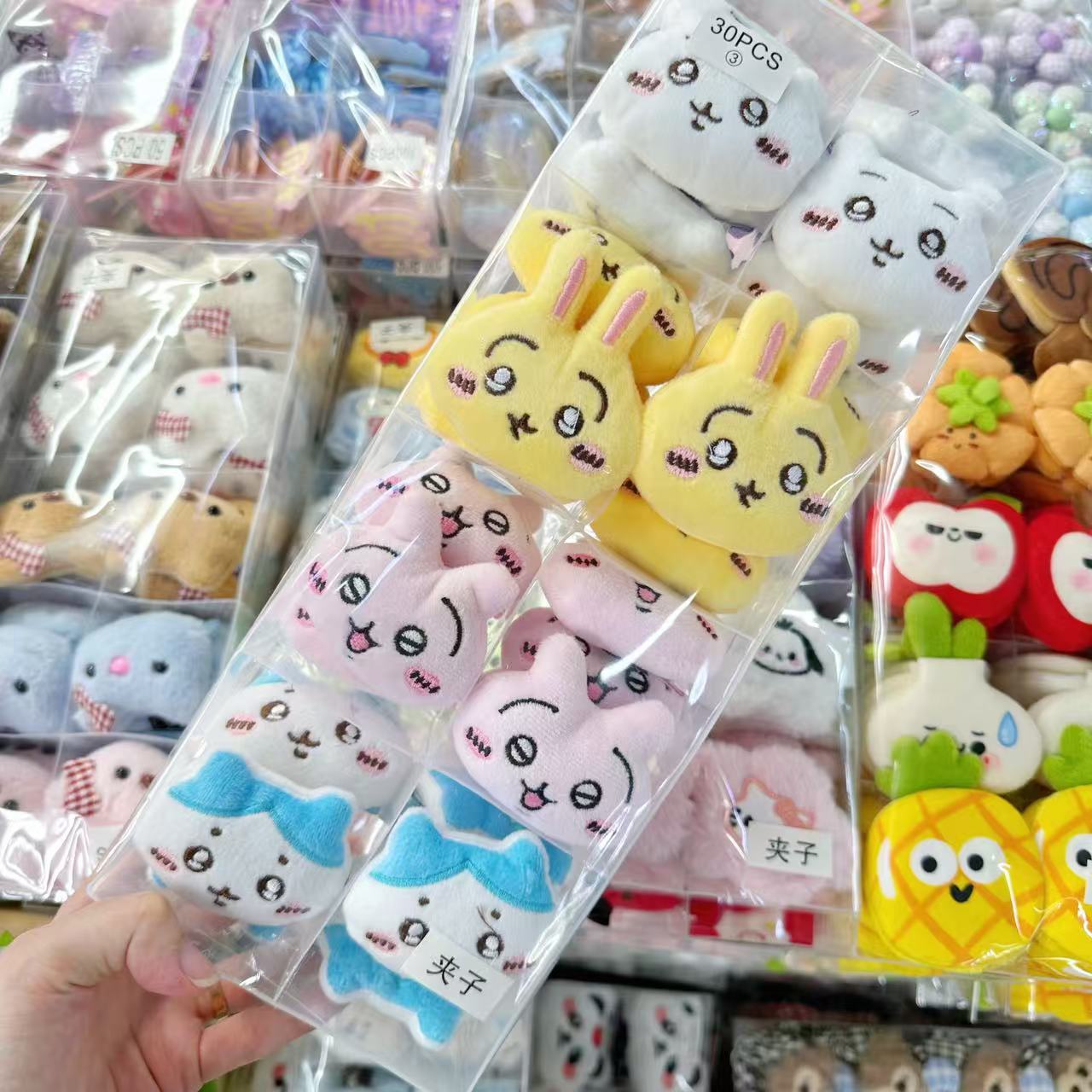 Plush doll hair clip, Sanrio duckbill clip, cute cartoon Kuromi hair clip, female side bangs, broken hair clip Plush doll hair clip, Sanrio duckbill clip, cute cartoon Kuromi hair clip, female side bangs, broken hair clip