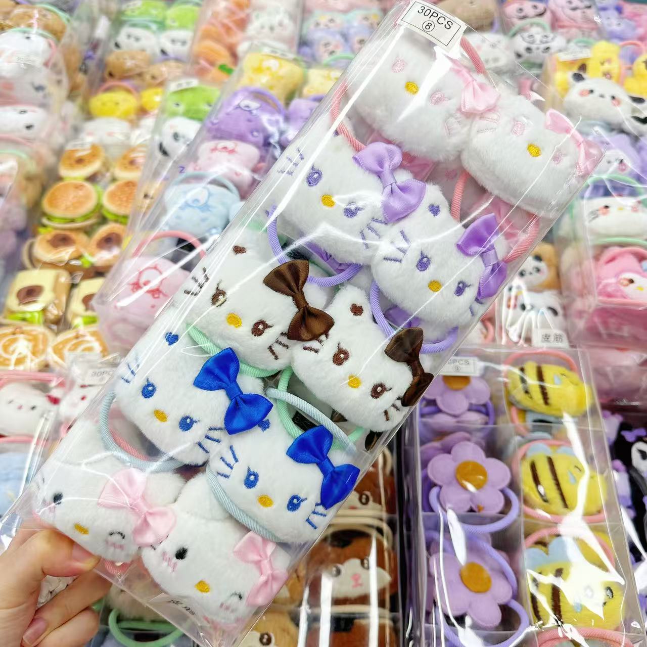Plush doll hair clip, Sanrio duckbill clip, cute cartoon Kuromi hair clip, female side bangs, broken hair clip Plush doll hair clip, Sanrio duckbill clip, cute cartoon Kuromi hair clip, female side bangs, broken hair clip