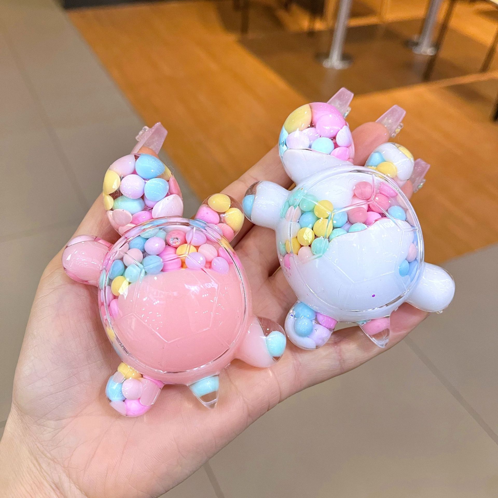 New Creative Sand Turtle Keychain Pendant Acrylic Macaron Color Flow Color Bean Liquid Large Turtle Pendant