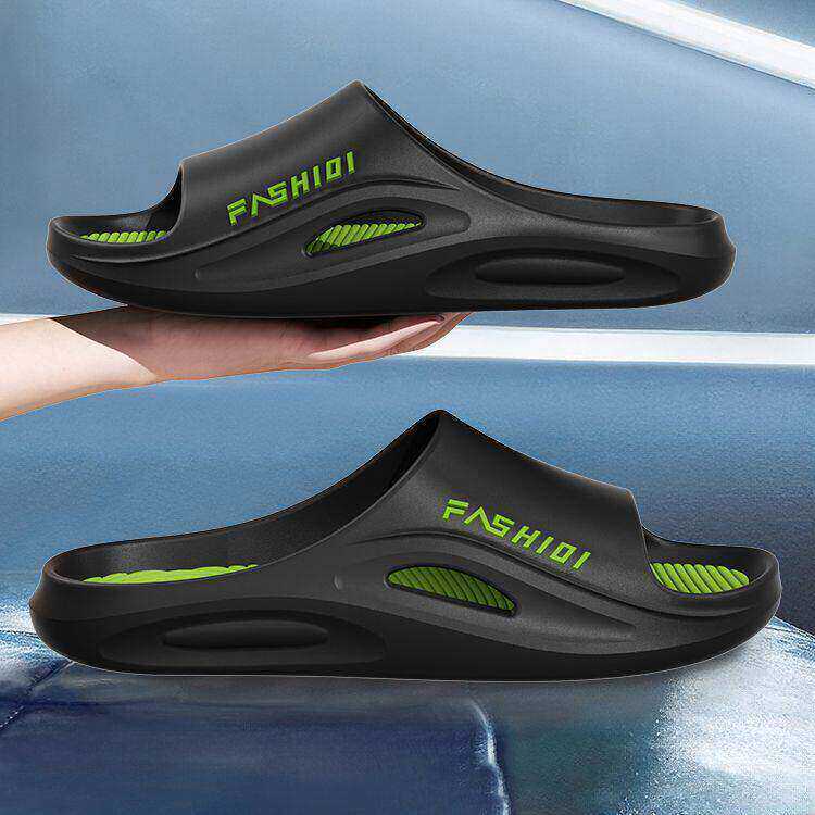 Wholesale of new men's anti-skid slippers, men's outdoor wear, wear-resistant and easy to step on, indoor bathroom slippers, men's cool slippers