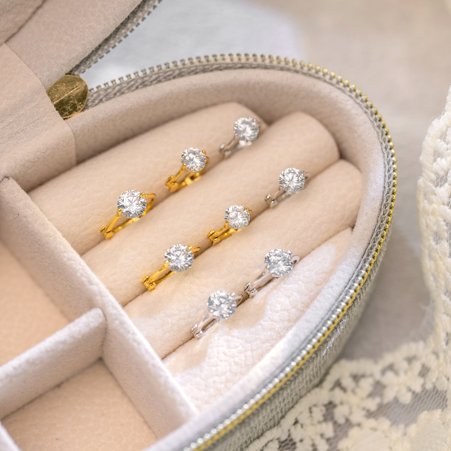 S925 pure silver plated 18k gold inlaid single diamond earrings for women, super sparkling, simple, Japanese exquisite temperament, ear buckle, ear bone ring