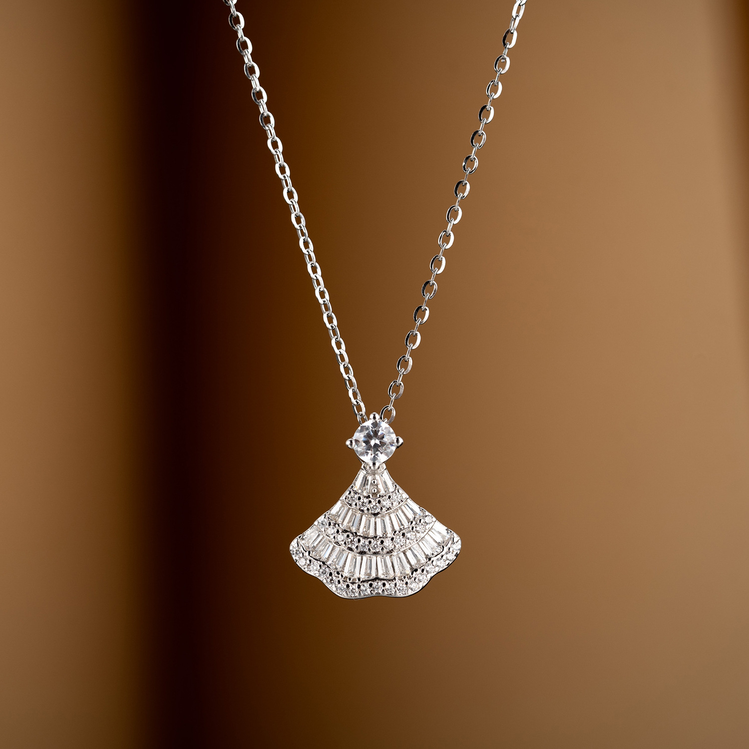 S925 pure silver sparkling full diamond princess skirt necklace, women's niche design, high-end light luxury, precious gold, collarbone chain