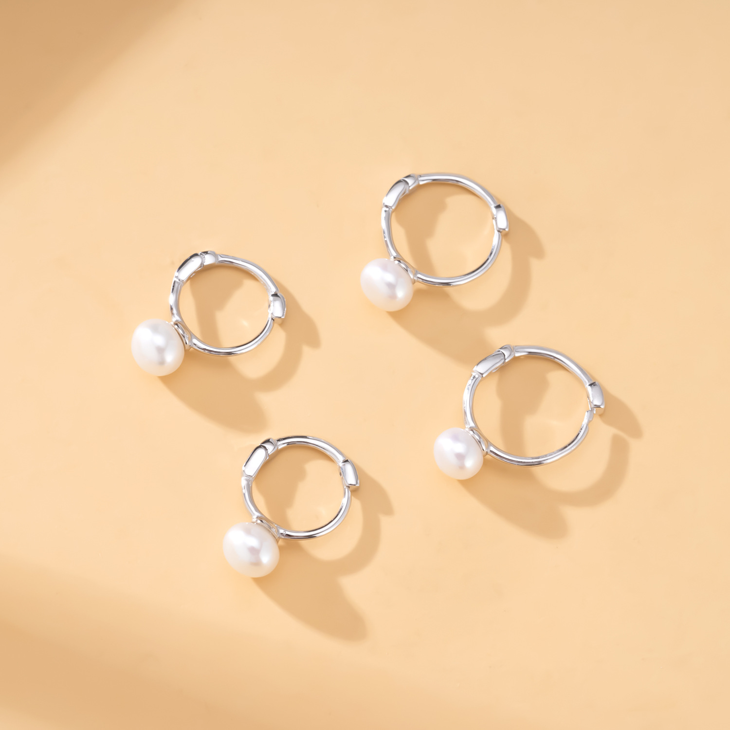 S925 Pure Silver Natural Freshwater Pearl Earrings Circle Women's Light Luxury Fashion Retro Small Ear Buckle Ear Accessories Wholesale