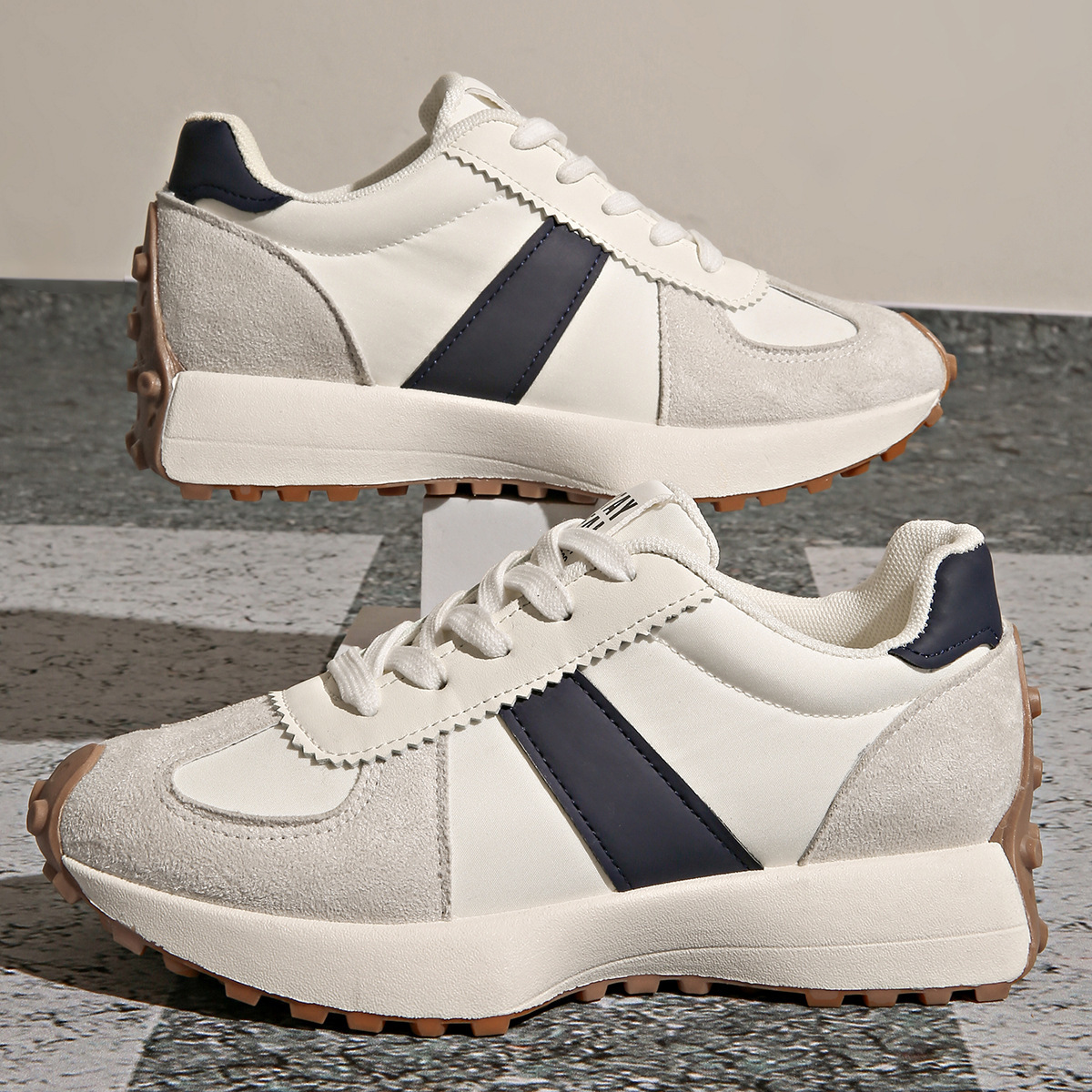 Women's Shoes 2025 Spring New Style Single Inner Thick Bottom Casual Dad Shoes Student Leather Face Forrest Gump Shoes Sports Shoes Women