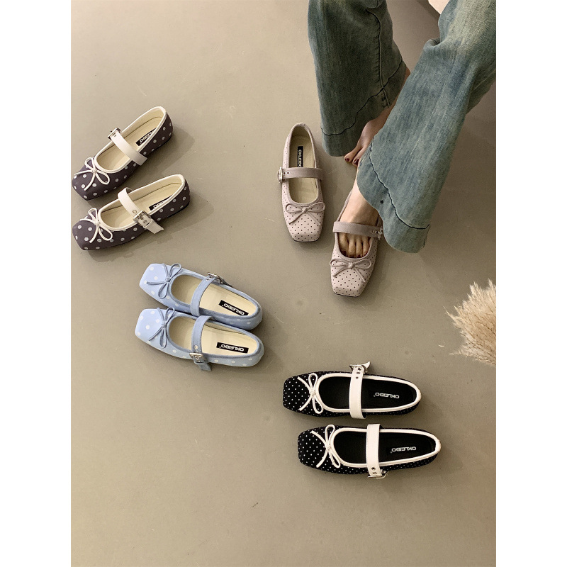 Shallow mouth single shoe women's 2026 spring new bow bow square head flat bottom fairy storm point matching skirt Mary Jane shoes