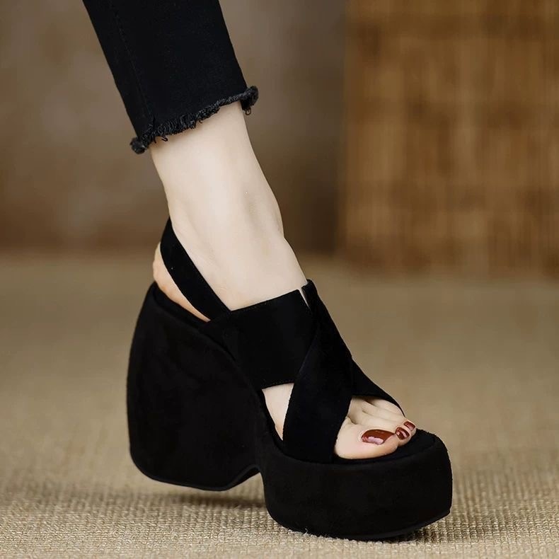 Summer short thick soled women's super high heels, wedge heels, and sponge soled sandals. 2026 height increasing beach Roman shoes