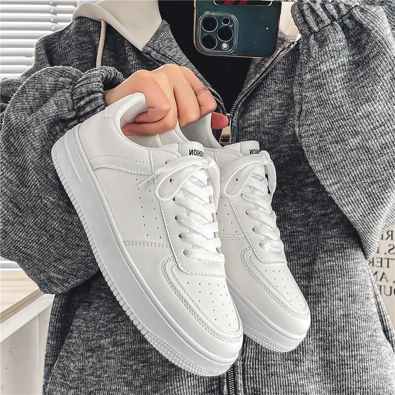 2026 Spring Cross border Large Size Breathable Casual Shoes Men's Shoes Student Sports Board Shoes Versatile Couple's Small White Board Shoes