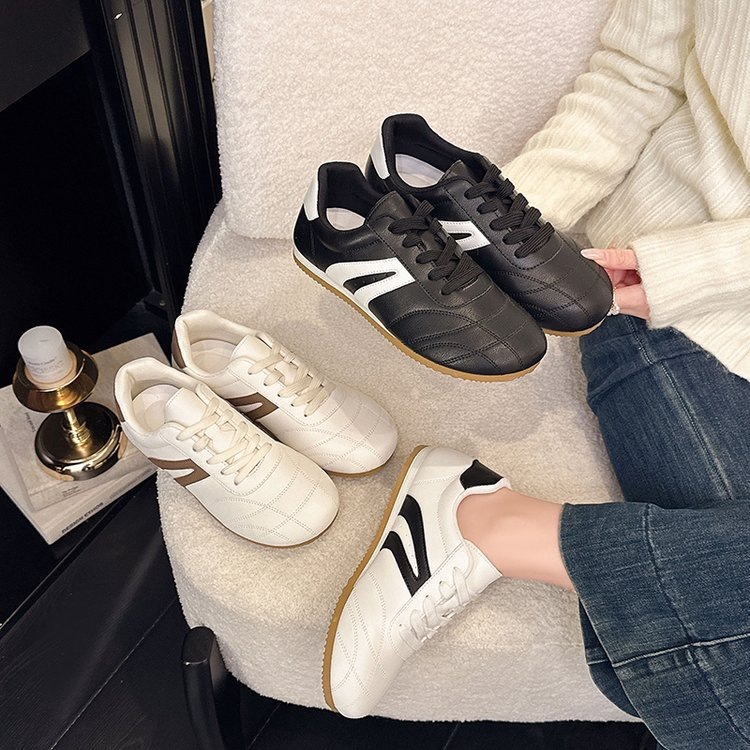 DeXun shoes flat bottom 2026 new round toe lace up white shoes college style running sports shoes cross-border plus size summer women