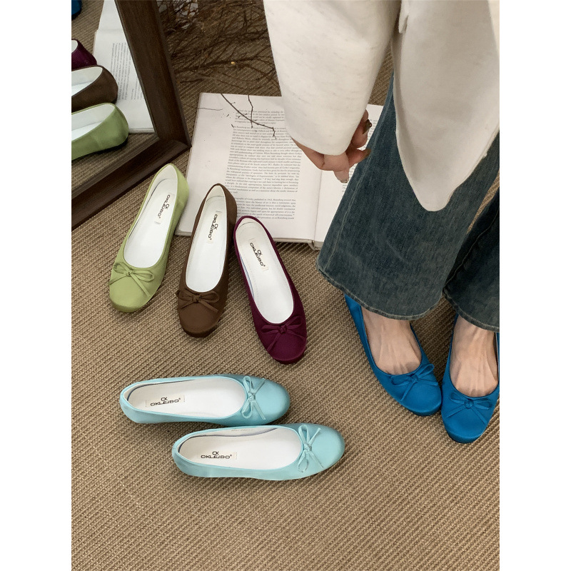 Flat and gentle evening shoes, French single shoes for women, 2025 spring and autumn soft soled silver ballet shoes