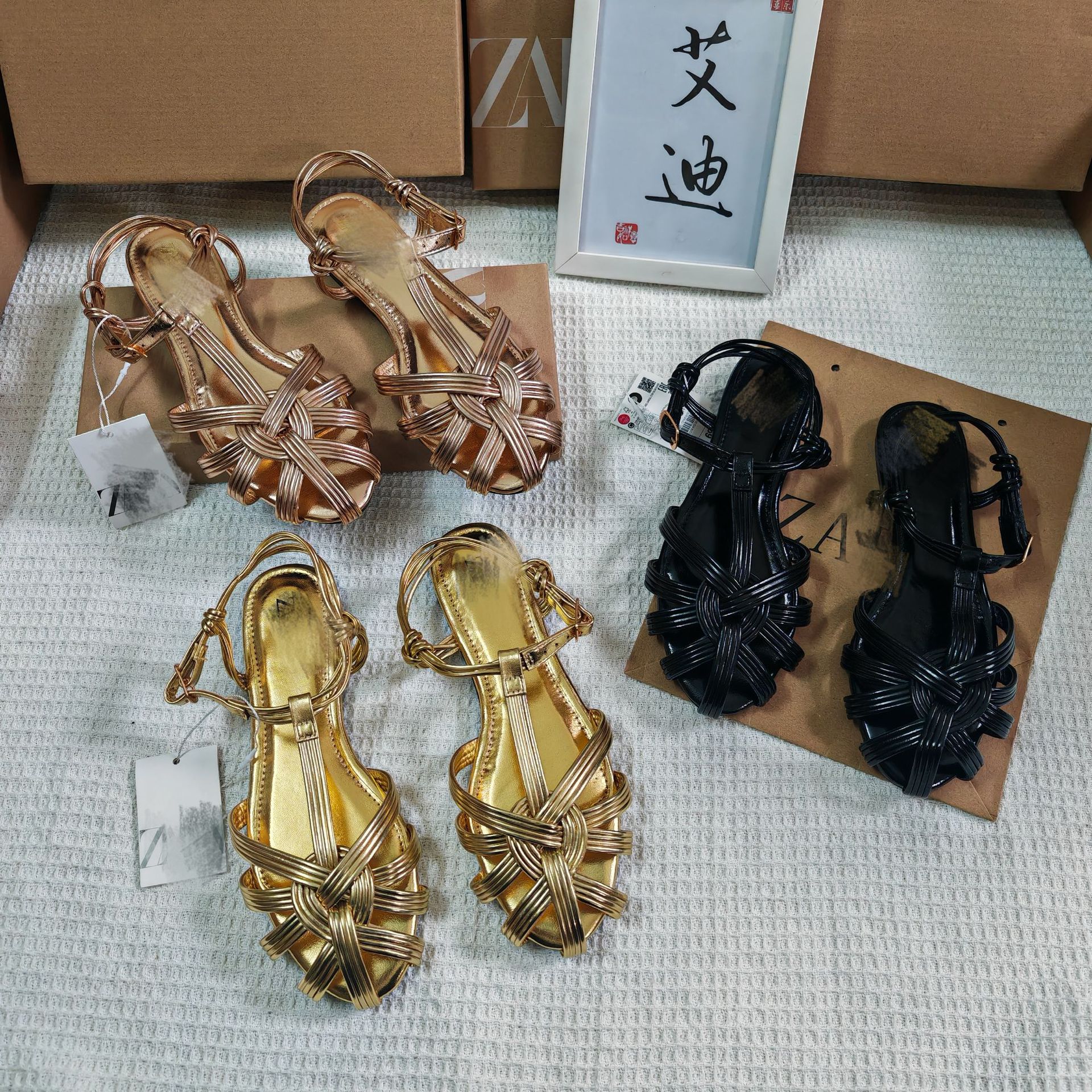 Adi Shoes ZA Foreign Trade Original Order Unpacking Flat Shoes Baotou Hand woven Roman Soft Leather Sandals Women's Wholesale