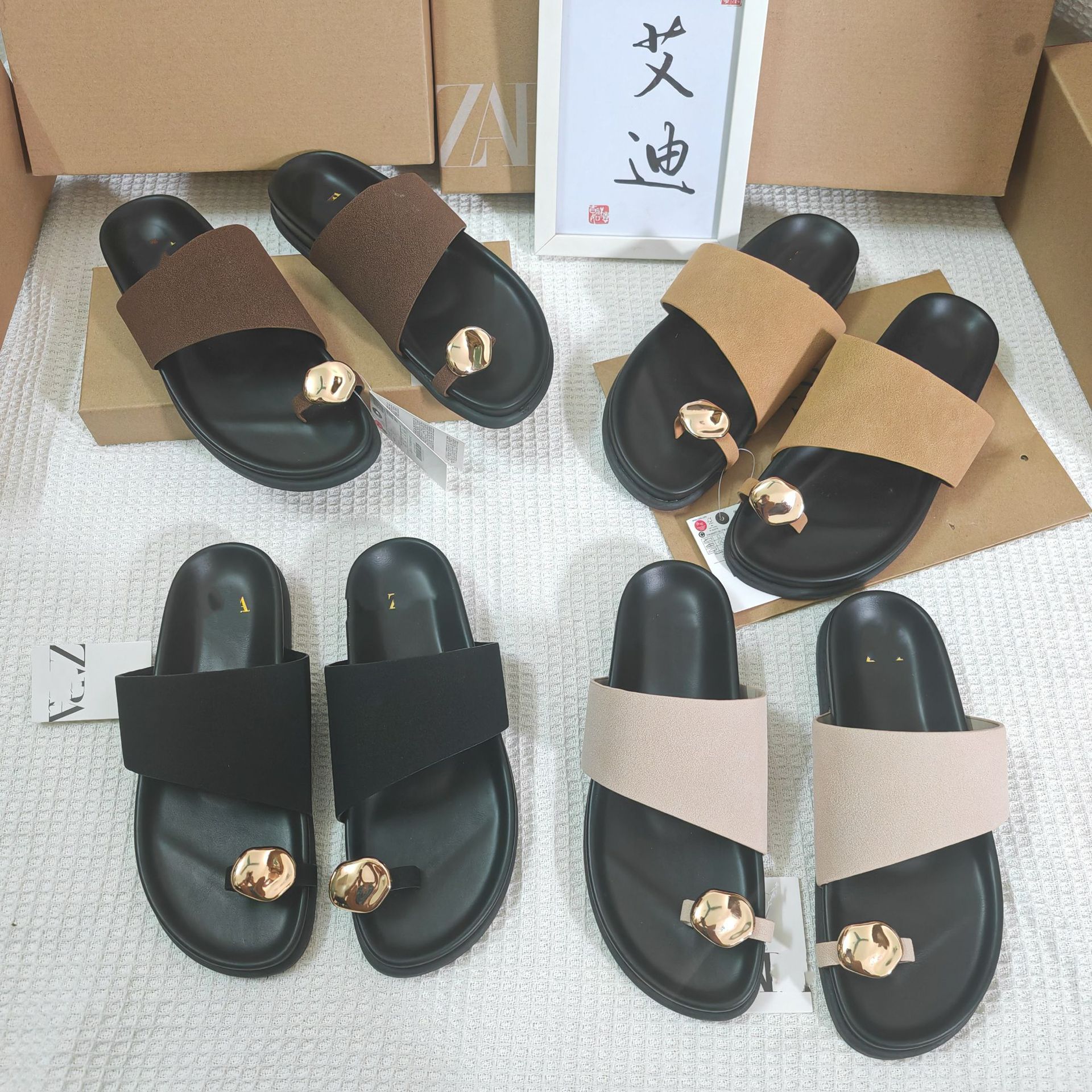 Cross border za home clip toe sandals for women, fashionable and versatile, casual, flat bottomed beach set, toe high-class sandals for women
