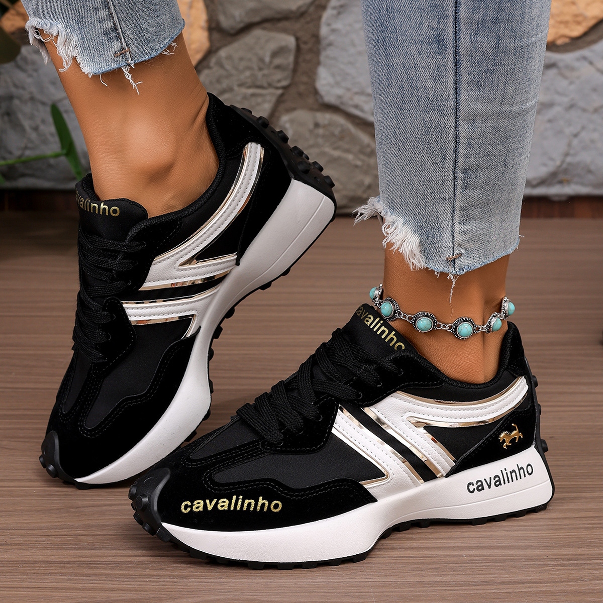 Cross border plus size 2026 new women's shoes thick soled dad shoes breathable casual sports shoes women's fashionable versatile Forrest Gump shoes