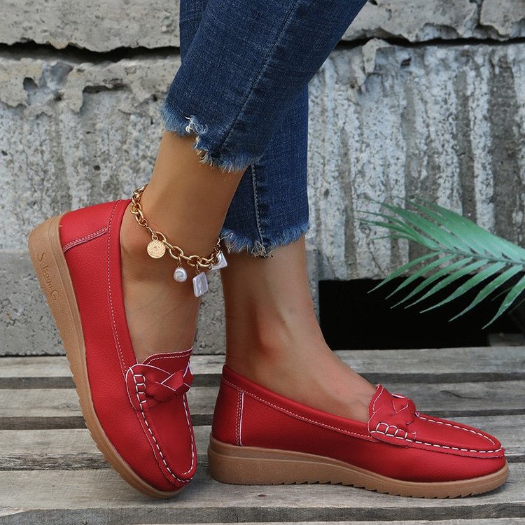 Independent Station 2025 Spring and Autumn New Style One Step Stepping Large Round Head Daily Casual Single Shoes Bean Shoes Mom Shoes