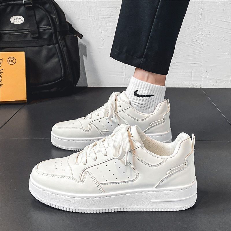 2026 Men's Spring New Breathable Little White Shoes for Male Students, Trendy and Versatile Thick Bottom Sports and Leisure Low Top Board Shoes