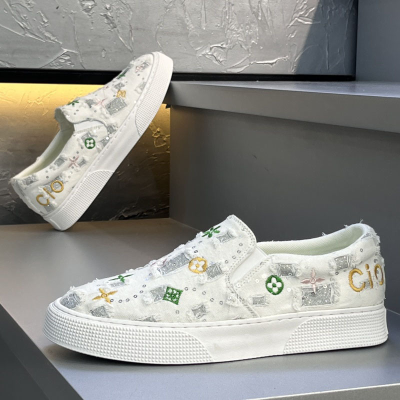 2026 Low cut Trendy Summer Men's Shoes Printed One Step Fashion Casual Style New Men's Trendy Shoes Casual Men's Shoes