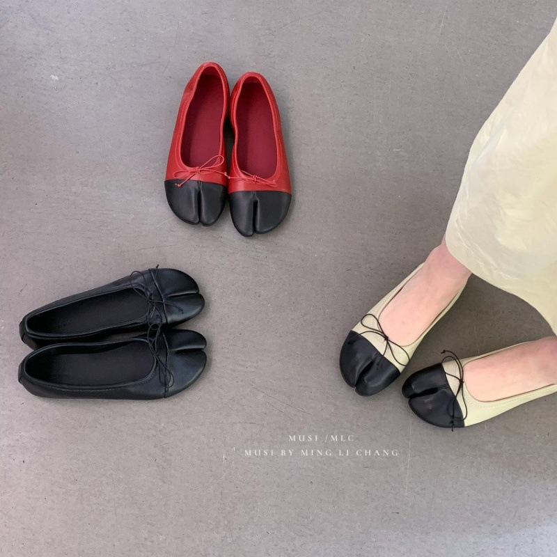 2026 Spring Edition Genuine Leather Split Toe Ballet Shoes for Women, Flat Bottom Butterfly Bow Shallow Mouth Pig Hoof Grandma Shoes, Comfortable Single Shoes
