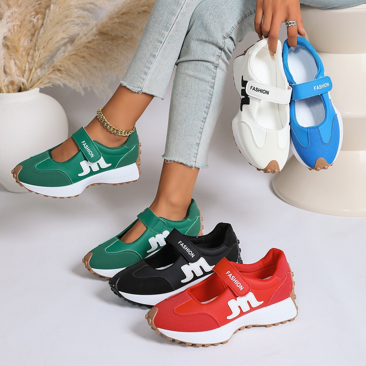 In stock plus size small waist dad shoes for women spring and summer new items, internet famous thick soled student casual shoes, sports Forrest Gump shoes for women