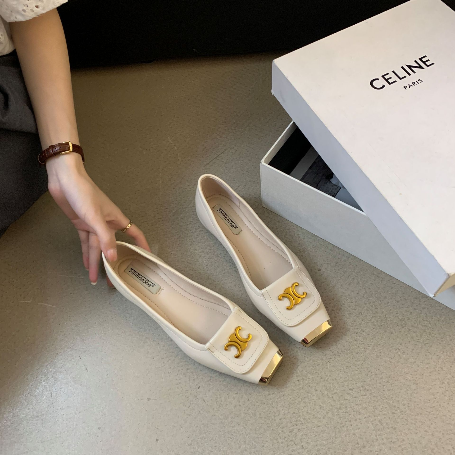 Retro Mary Jane Shoes for Women Spring 2025 French Style Elegant Metal Triumph Door Head Shallow Mouth Interior Evening Shoes