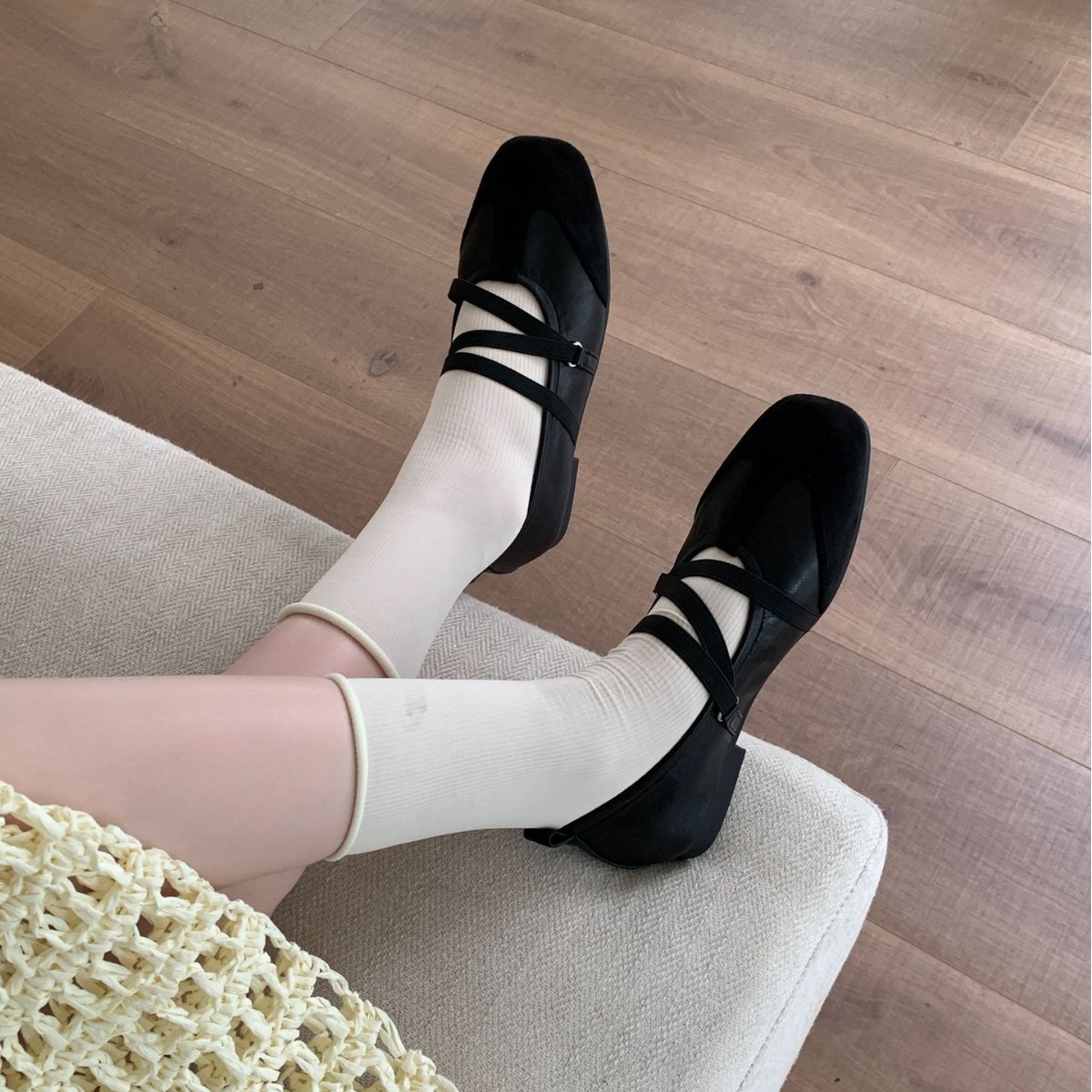 2026 Autumn New Korean Style Fashion Casual Sports Shoes for Women, Versatile Square Head Soft Bottom Shallow Mouth Ballet Single Shoes