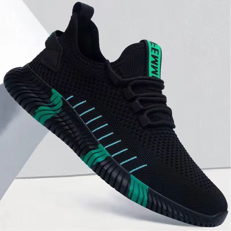 2026 Spring and Summer New Mesh Shoes Flyknit Casual Sports Shoes Breathable Board Shoes Lightweight Running Shoes Shake Top Men's Shoes