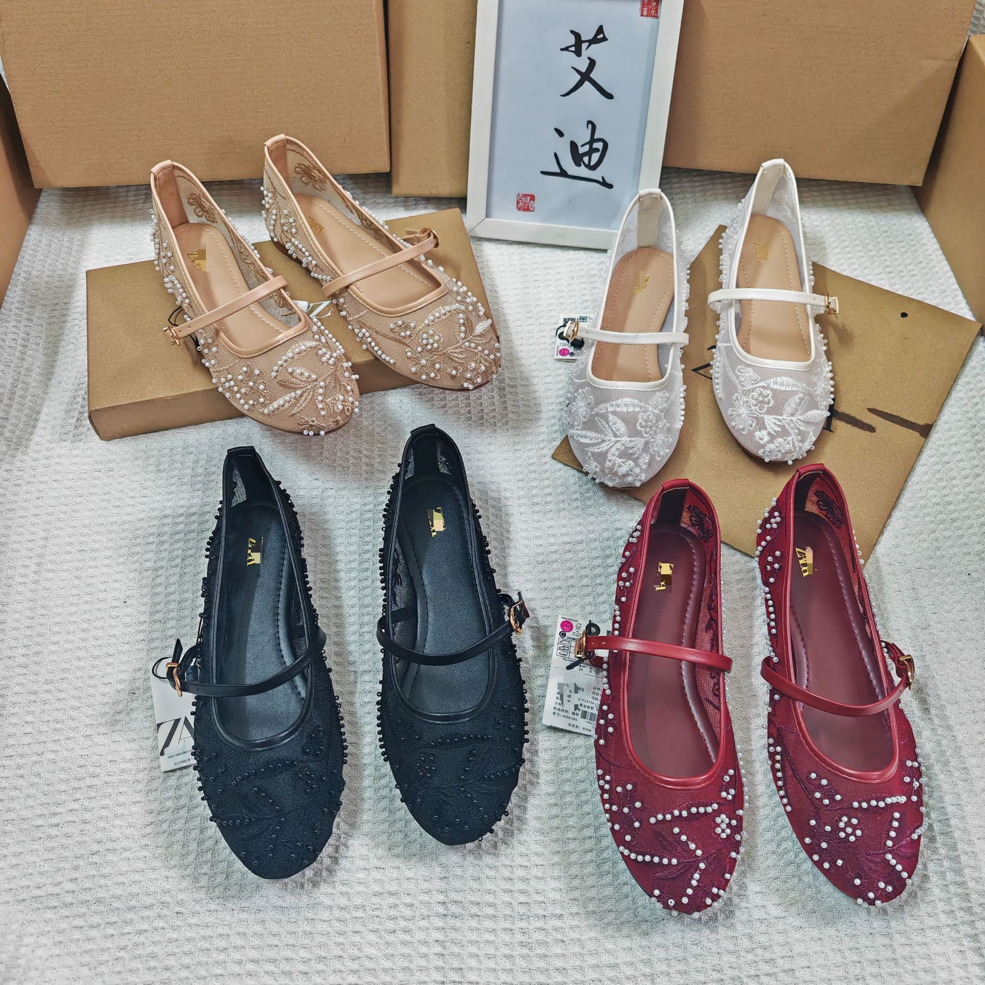 ZA's new foreign trade shoes, women's flat bottomed Mary Jane women's shoes, new embroidered Chinese style toe cap white sandals in stock
