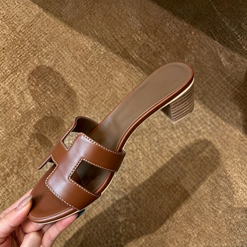 Cross border foreign trade, coarse heel, cool slippers for women in summer, H-shaped slippers for outdoor wear, beach vacation style, casual high heels, mid heel, H-shaped slippers