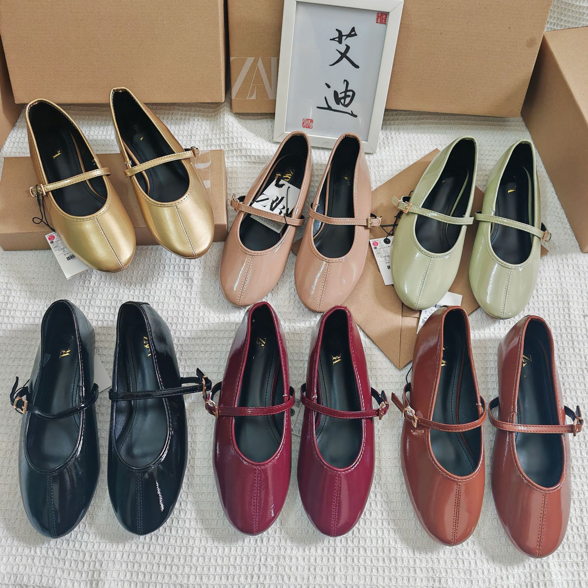 Cross border foreign trade ZA new women's shoes with toe cap, buckle strap, shallow mouth, Mary Zhen single shoes, women's flat bottom, versatile small red shoes