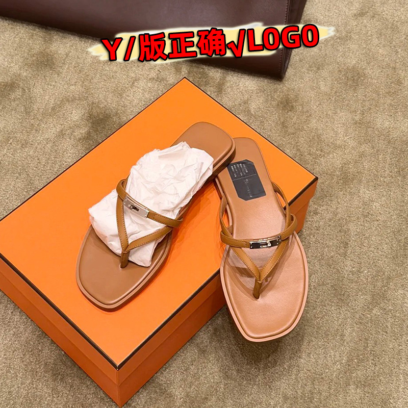 Cross border foreign trade~Lock buckle flip flops for women in summer, flat bottomed with clip on feet, wearing small fragrant cool slippers for beach vacation, h slippers