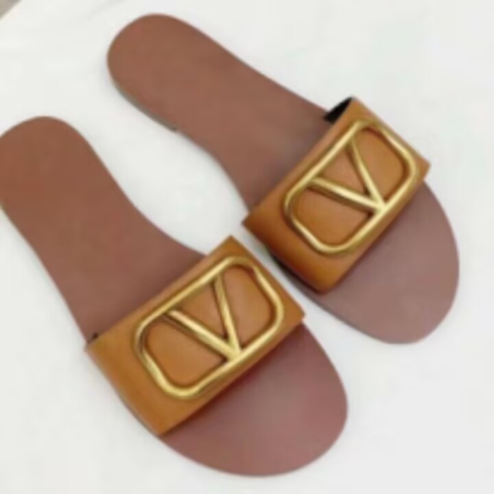 Cross border foreign trade comfortable fashionable women's slippers, one word versatile flat sandals, women's shoes for beach and daily life